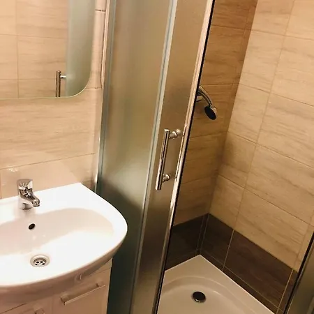فندق مبيت وإفطار Limba ليبا